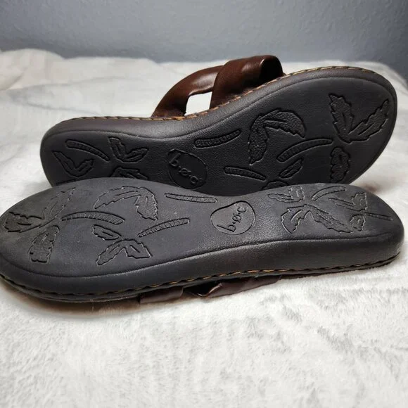 b.o.c. Brown Leather Cork Footbed Sandals - Size 8 - Picture 7 of 12